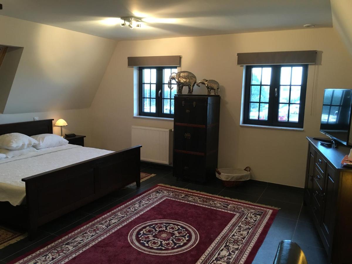 Hotel La Chaumiere Asse 외부 사진