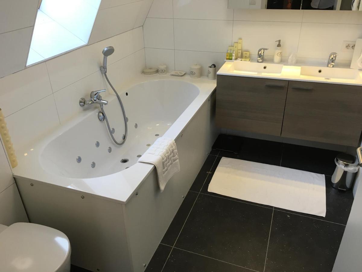Hotel La Chaumiere Asse 외부 사진