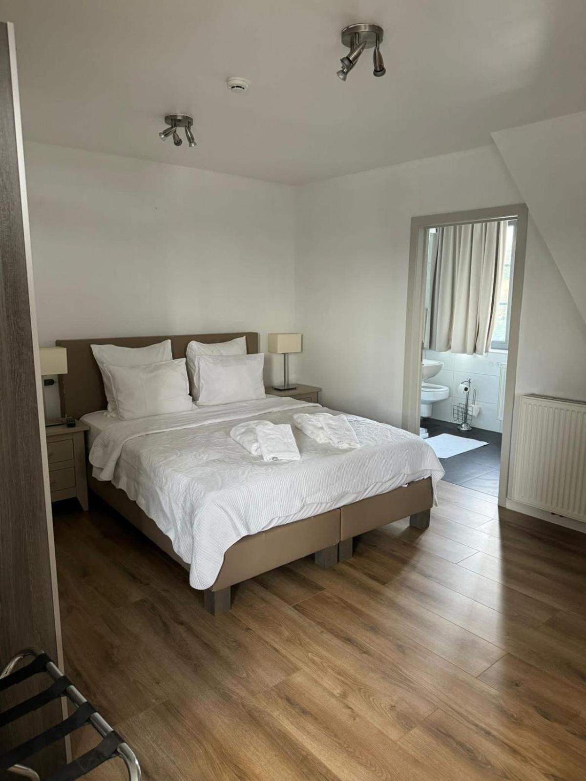 Hotel La Chaumiere Asse 외부 사진