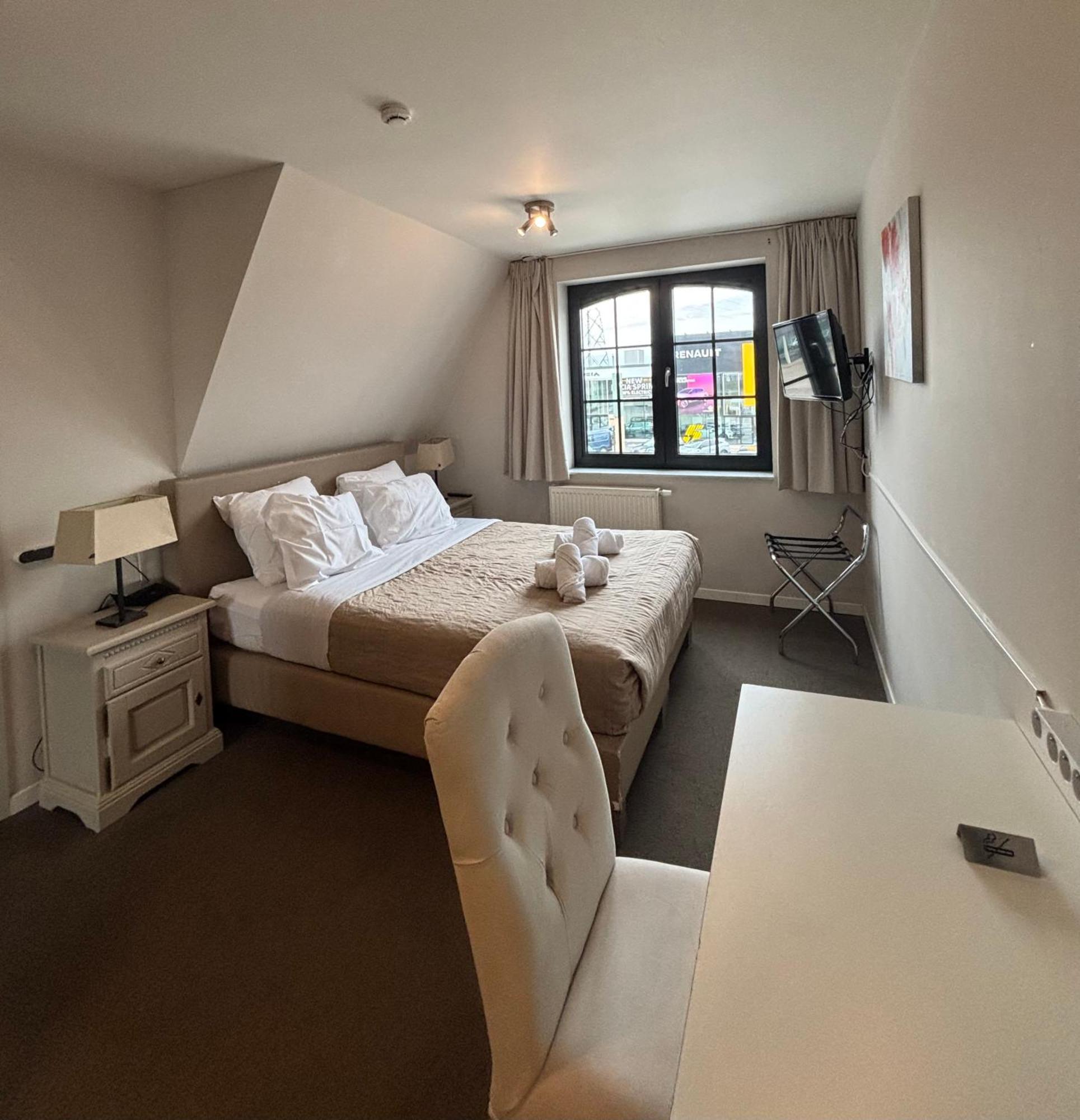 Hotel La Chaumiere Asse 외부 사진